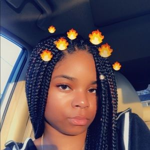 Meet your Posher, Makayla